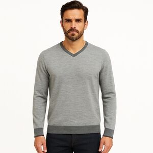 Calvin Klein Men's Merino Italian Yarn V-Neck Sweater Grey